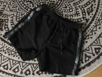 Calvin Klein Badehose schwarz neuwertig Gr. S Nordrhein-Westfalen - Korschenbroich Vorschau