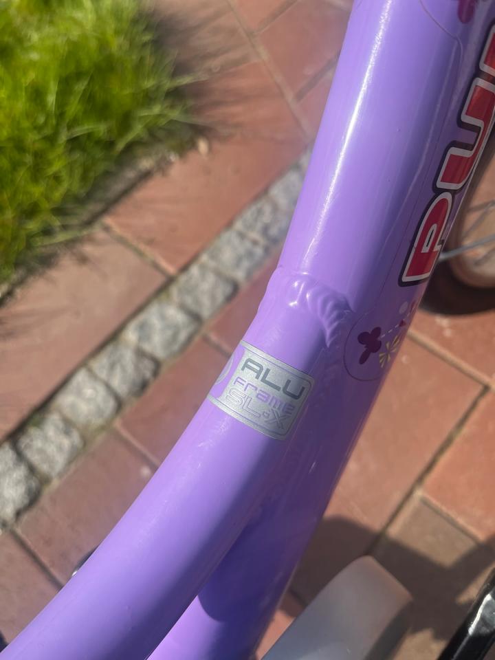 Puky Kinderfahrrad Alu 16 Zoll mit Elsa Fahne + Stützrädern in Mülheim (Ruhr)