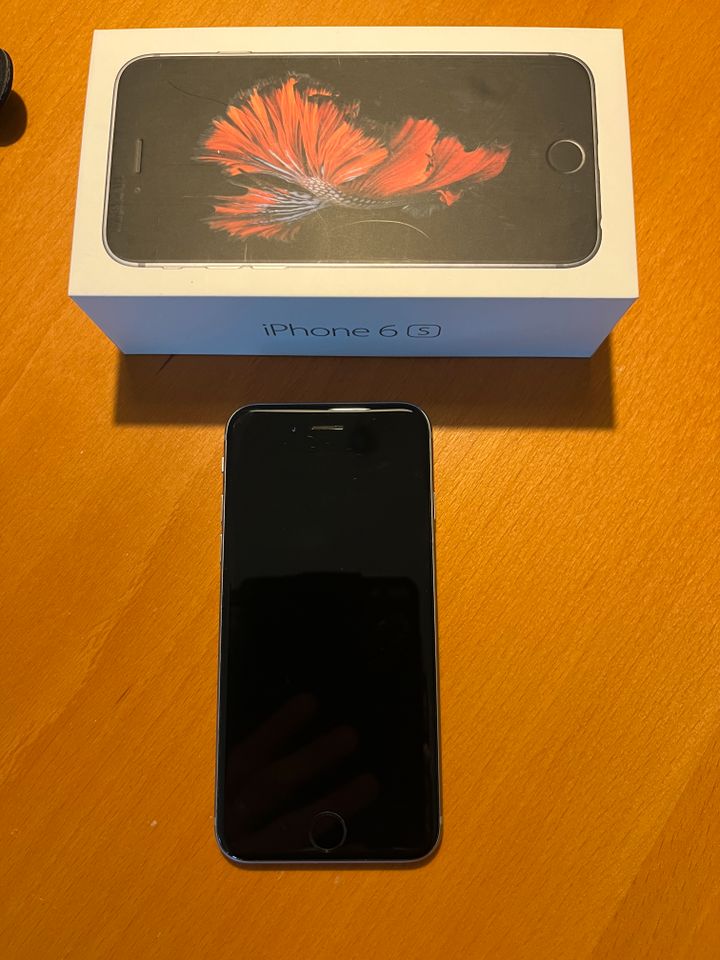 iPhone 6 S Apple Mobiltelefon Handy in Dötlingen