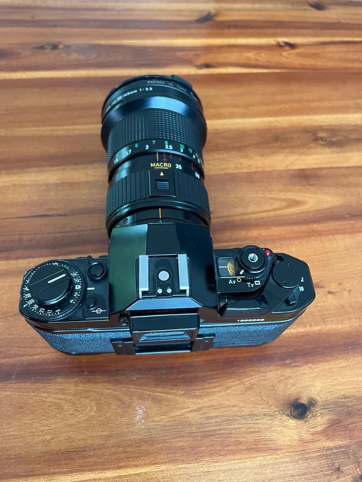 Canon Zoom lens FD 35-105mm 1:3.5 in Stuttgart