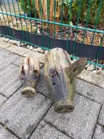 2 Holzschweine Holzdekoration Gartendeko Holzskulptur Schweinchen Nordrhein-Westfalen - Schwerte Vorschau