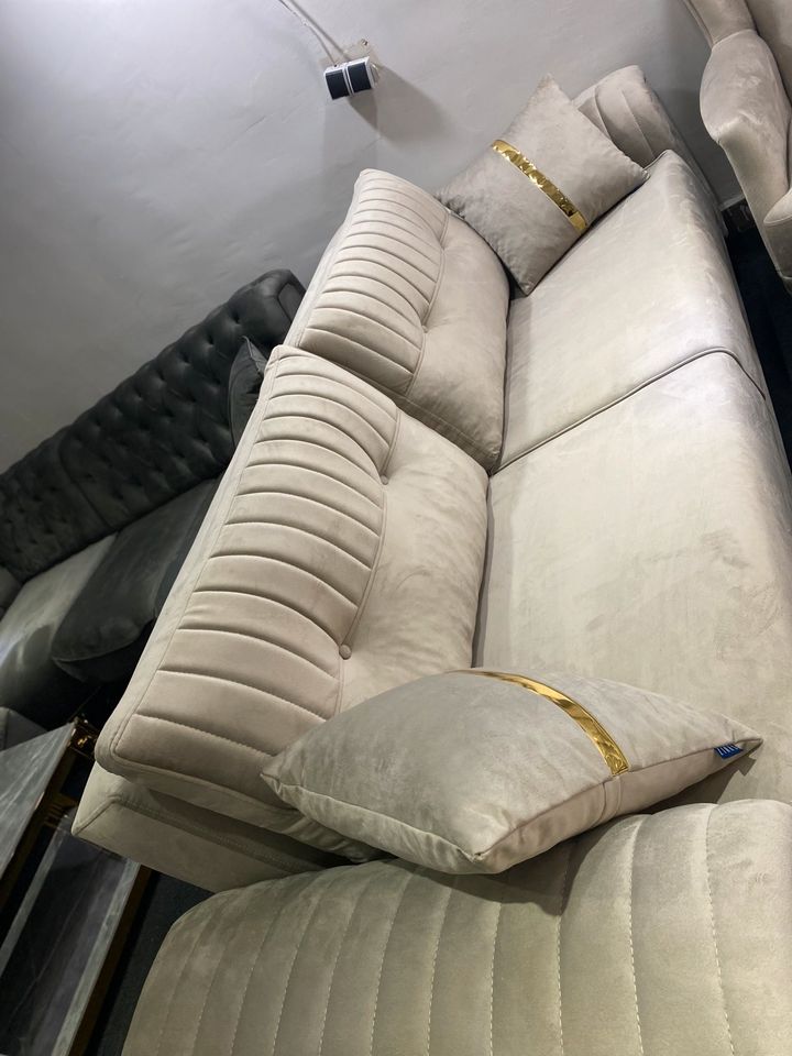 Couchgarnitur, Sofa mit Schlaffunktion, neu in Saarbrücken