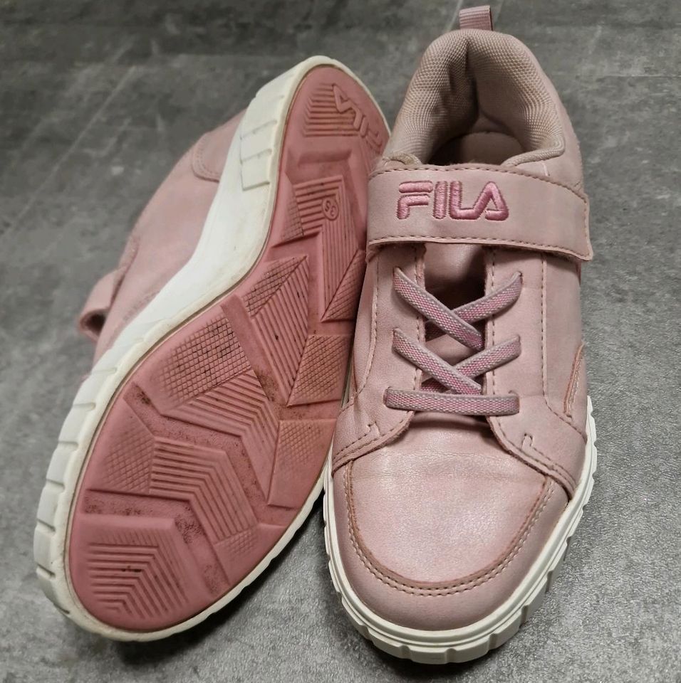 Fila Sneaker Pink Rosa Mädchen Größe 35 in Sindelfingen