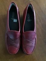 Damen Halbschuhe Slipper rot Gr.41 Niedersachsen - Hinte Vorschau