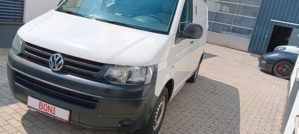 Volkswagen T5 Transporter Kasten-Kombi ZWEIMASENSCHWUNGRAD! in Bochum