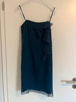 Schickes dunkelblaues Chiffonkleid mit Volants Bochum - Bochum-Wattenscheid Vorschau