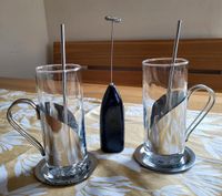 Tee- oder Lumumba Gläser mit Strohhalmlöffel und Milchaufschäumer Bayern - Pfreimd Vorschau
