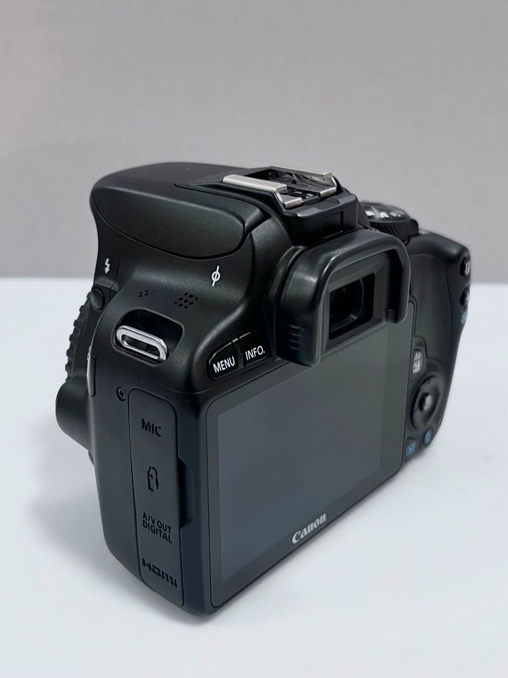 Canon EOS 100D / 18.0 MP/ FULL-HD/ Touchscreen Digitalkamera in Herne