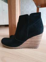 Esprit Stiefeletten schwarz Veloursleder Gr. 39 Düsseldorf - Oberkassel Vorschau