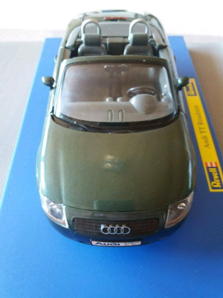 AUDI TT  Revell 1:18 in Hofgeismar