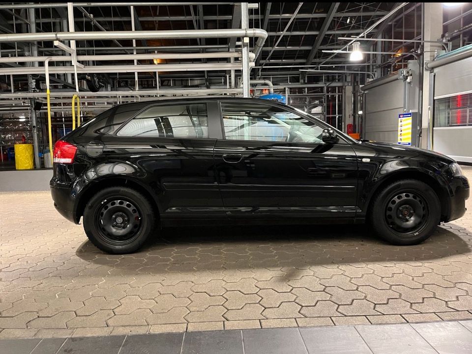 Audi 8P 1.6 in Hannover