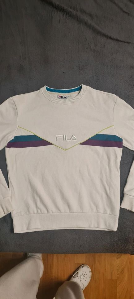 Gap & Fila Hoodie Pullover 3 St in Düsseldorf