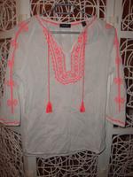 weiße Bluse mit pinker Stickerei Bayern - Monheim Vorschau