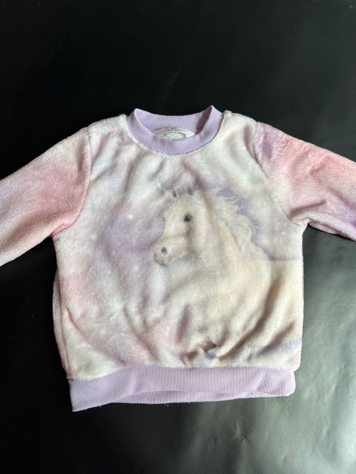 H&M kuscheliger Pullover Gr. 98/104 • Einhorn in Müden