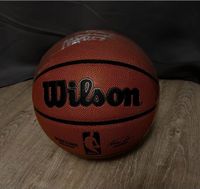 NBA Wilson Basketball / signed / Earvin „Magic“ Johnson Schleswig-Holstein - Kaltenkirchen Vorschau