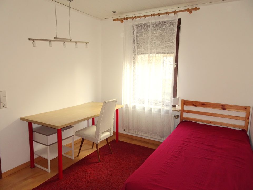 Top Lage: Charmante 4-Zimmer-Wohnung in Stuttgart-West in Stuttgart