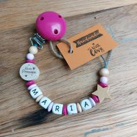 Schnullerkette mit Name-Geschenk zur Geburt, Schwangerschaft Bayern - Sailauf Vorschau