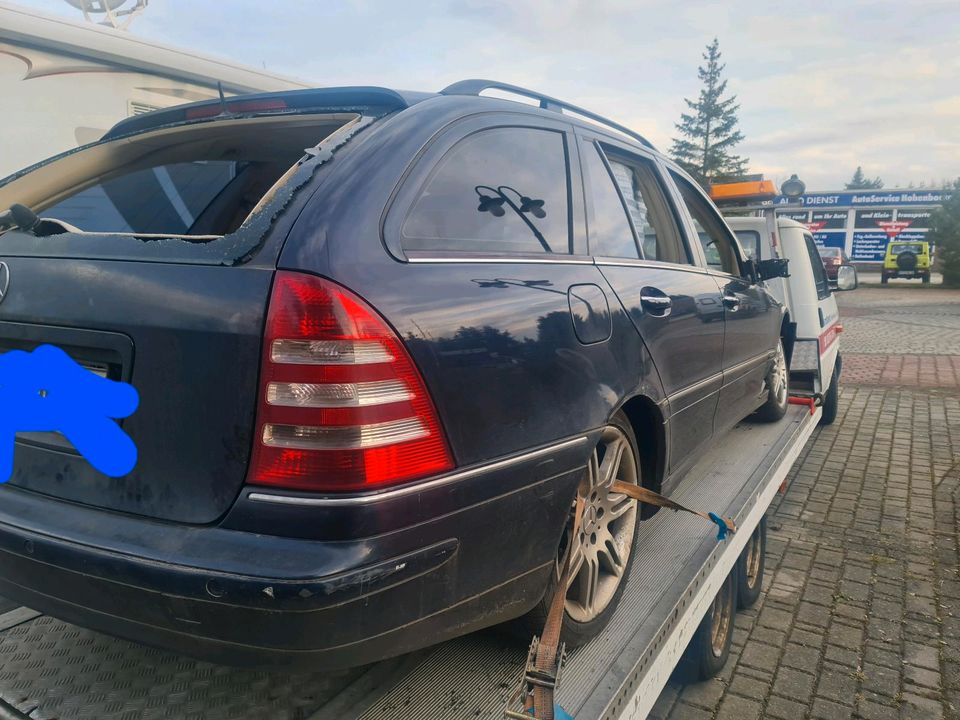 Mercedes C220 Baujahr 2006 Avantgard Unfall in Senftenberg