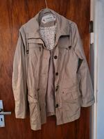 beige-graue Jacke von C&A canada gr. 44 Hessen - Schlangenbad Vorschau