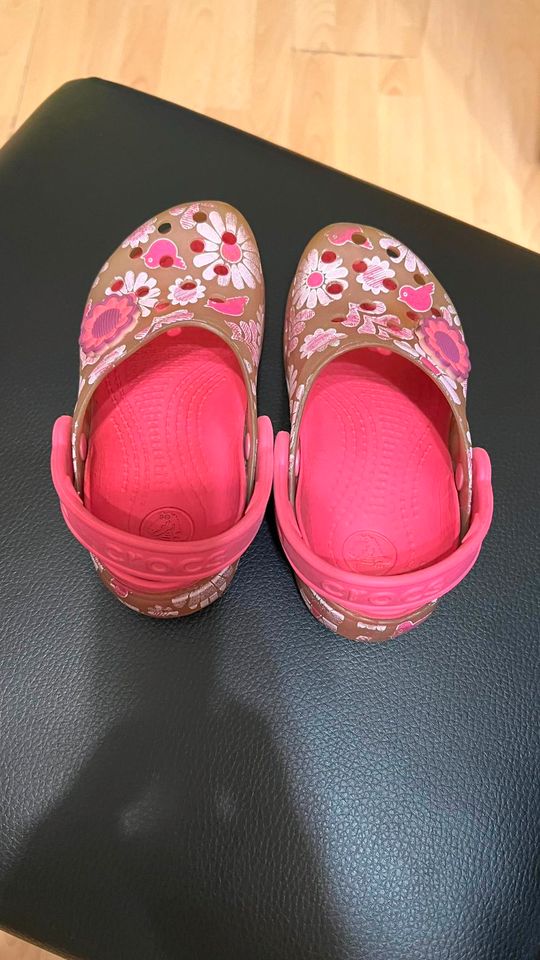 Kinderschuhe Crocs in pink in Berlin