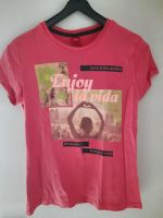 s.Oliver T-Shirt, Mädchen, hellrot mit Aufdruck, Größe 140 NEU Nordrhein-Westfalen - Nieheim Vorschau