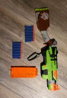 Nerf slingfire Spielzeugpistole + Magazin und 20 nerfdarts extra Sachsen - Frankenberg (Sa.) Vorschau