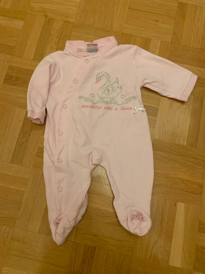 Babykleidung Größe 50/56 in Gilching