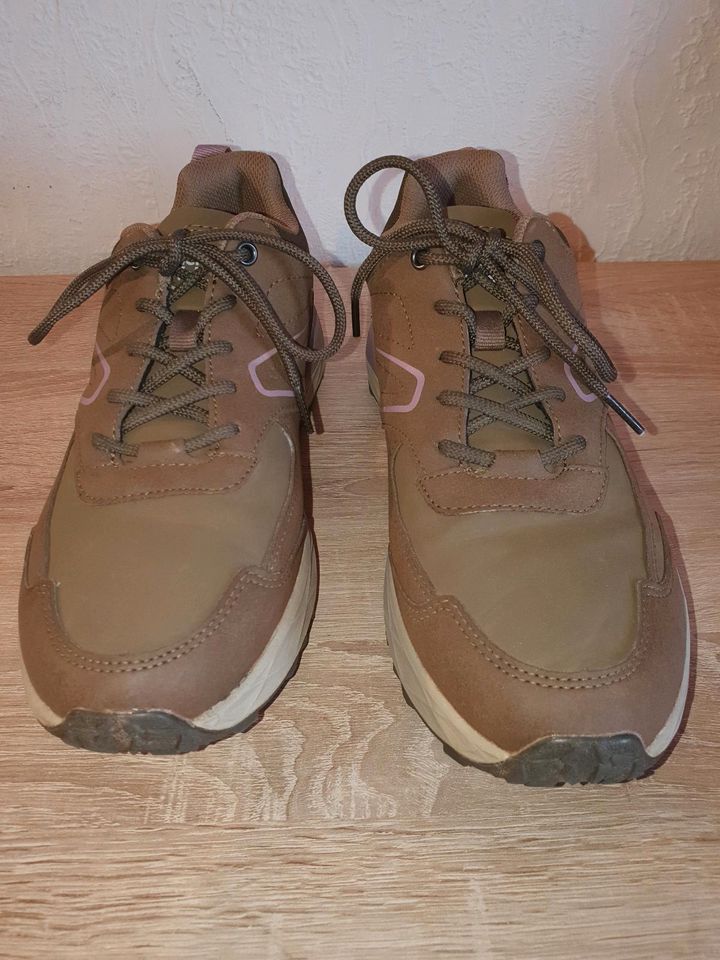 Jack Wolfskin Turnschuhe, Gr. 38 in Sinntal