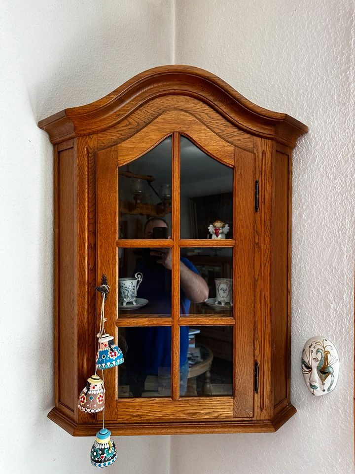 Eckvitrine in Salzkotten