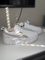 Puma Sneaker Gr. 38,5 Nordrhein-Westfalen - Düren Vorschau