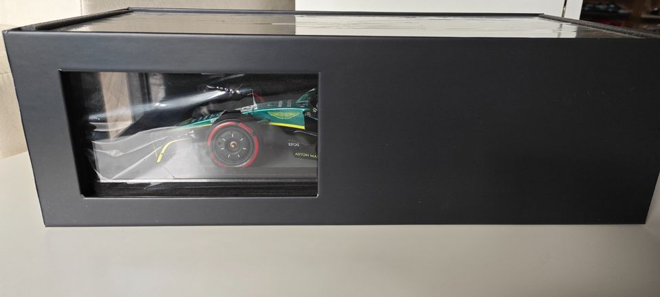 Spark 1:18 Aston Martin AMRF1 Nico Hülkenberg Bahrain GP22 18S76 in Hohenahr