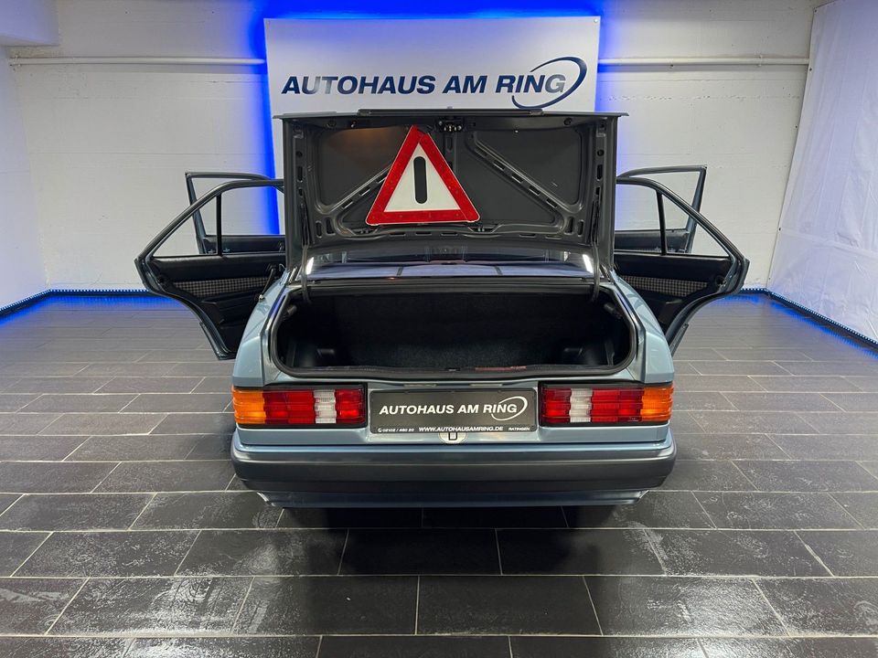 Mercedes-Benz 190 E AUT. KLIMA ORIGINALZUST. H-KENNZ. DE-AUTO in Ratingen