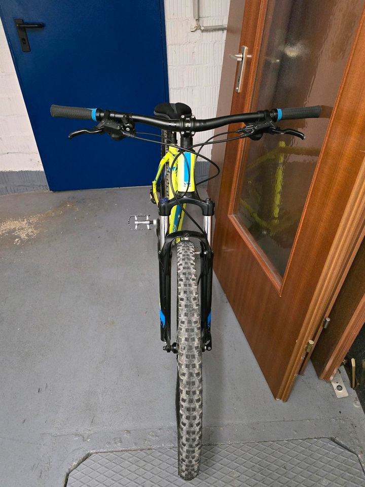 Mountainbike Carver Strict 200 Hardtail 27,5 Zoll 46 Rahmengröße in Gelsenkirchen