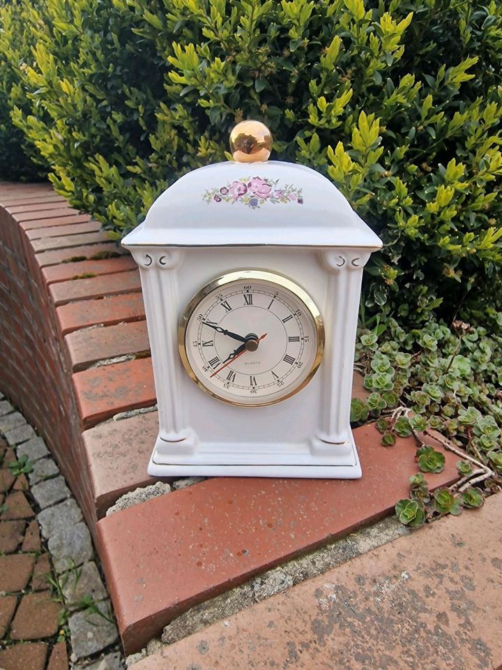 Porzellan Standuhr Uhr Dekoration Shabby chic vintage alt rosa in Ibbenbüren