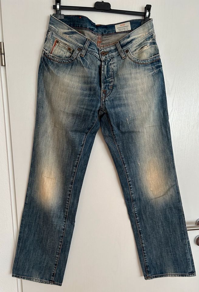 Jeans von Boss in Kirchseeon