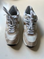 Sneaker beige mit Leomuster Bayern - Ochsenfurt Vorschau