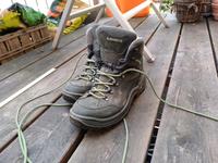 Lowa Wanderschuhe wenig getragen Hessen - Wiesbaden Vorschau