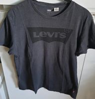 Levi's T- Shirt Gr.L grau Niedersachsen - Burgdorf Vorschau