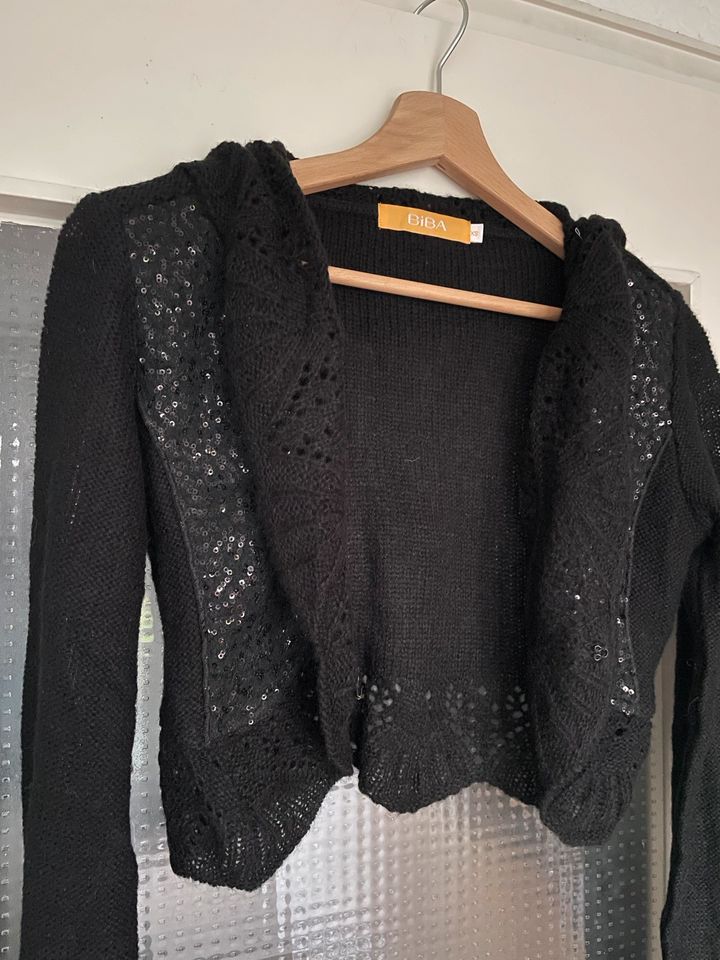 BiBA Bolero Strickjacke schwarz NEU in Moers