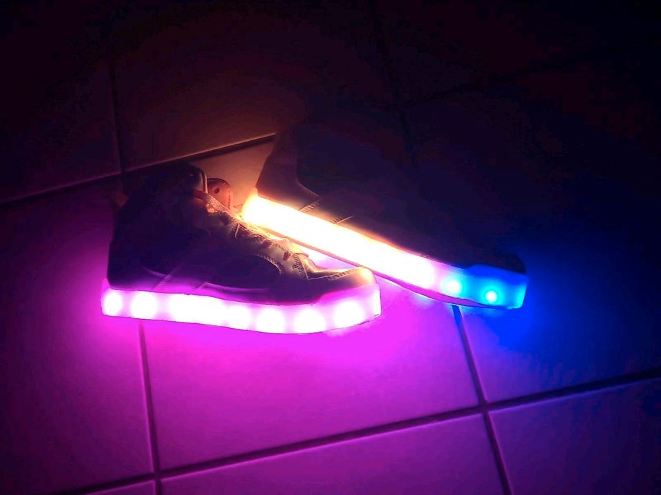 Skechers ENERGY LIGHTS 2.0 mit USB Größe 37 in Weimar