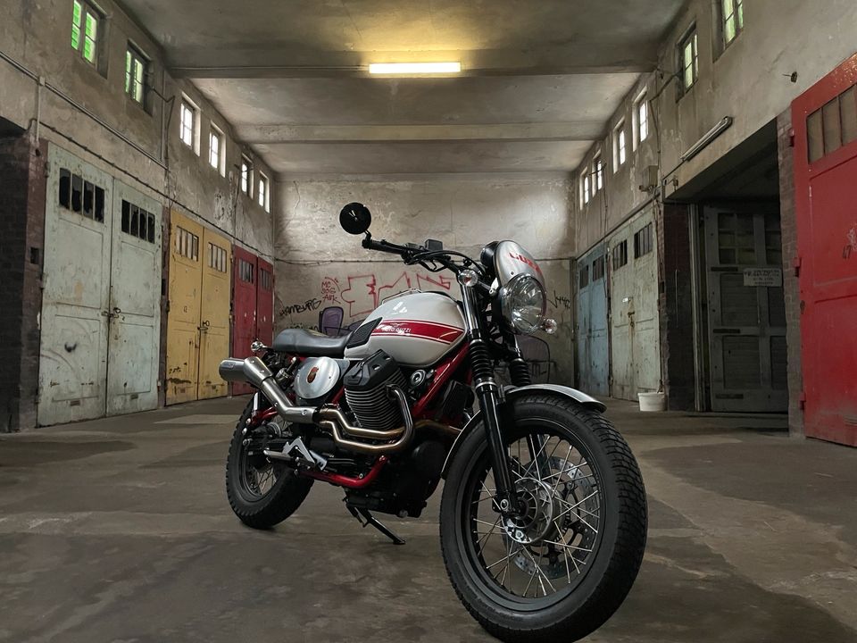 Moto Guzzi V7 Stornello Limited Edition Nummer 779 / 1000 in Hamburg