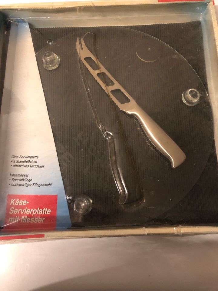 Käse Platte mit Messer servieren Küche kochen Teller Glas NEU in Achern