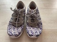 Adidas Damen Schuhe Turnschuhe Blumen Größe 41 Schleswig-Holstein - Panker Vorschau