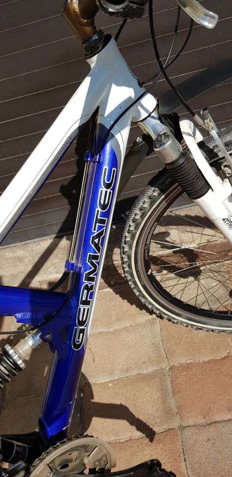 GERMATEC 26" Mountainbike 21 Gang Shimano Fahrrad RST Federgabel in Elxleben an der Gera