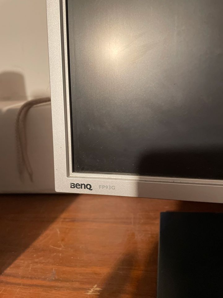 Monitor Benq FP93G in Saarbrücken