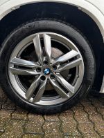 BMW 570 M Doppelspeiche Felgen Reifen 18Zoll Sommerreifen Nordrhein-Westfalen - Bergheim Vorschau