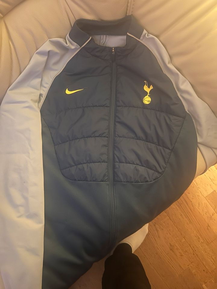 Tottenham jacke nike in Bonn