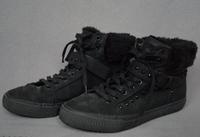 Schwarze Sneaker mit Plüsch von Graceland, Gr. 40 Hessen - Ober-Mörlen Vorschau