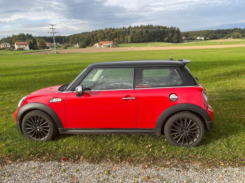 Mini Cooper S - R56 Automatik, Xenon - Top Zustand in Gars am Inn