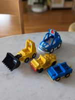 Versch. Lego Duplo Fahrzeuge: Polizei Auto mit Blaulicht, Bagger München - Schwabing-Freimann Vorschau
